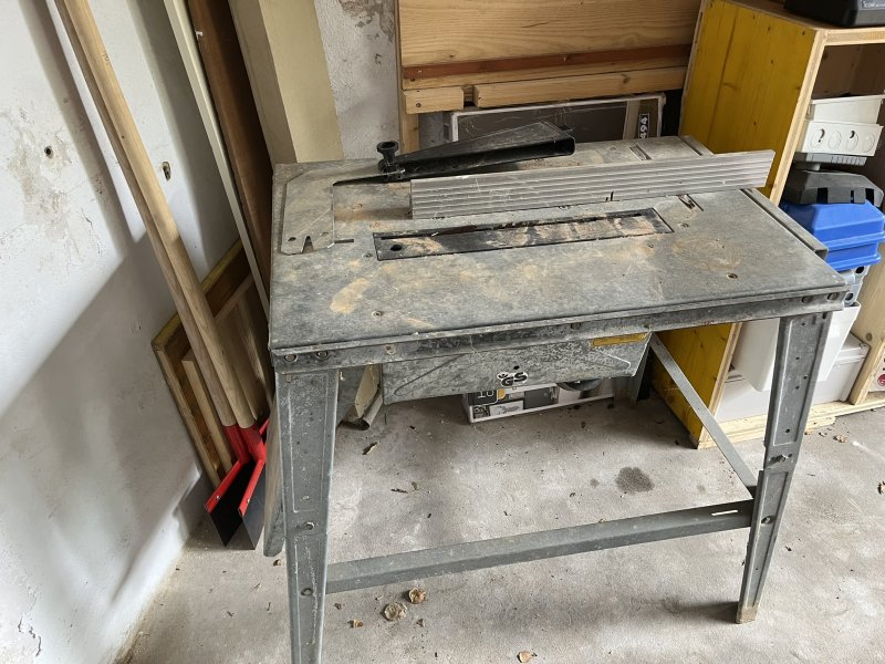 Lagerräumung in Arta, alles muss raus brauche Platz
