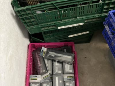 Lagerräumung in Arta, alles muss raus brauche Platz