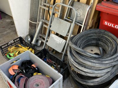 Lagerräumung in Arta, alles muss raus brauche Platz