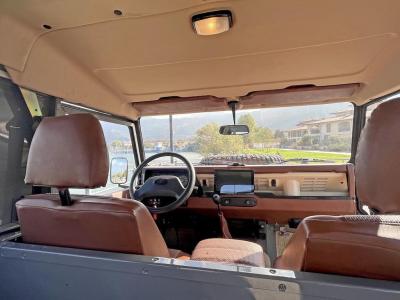 Land Rover Defender 90