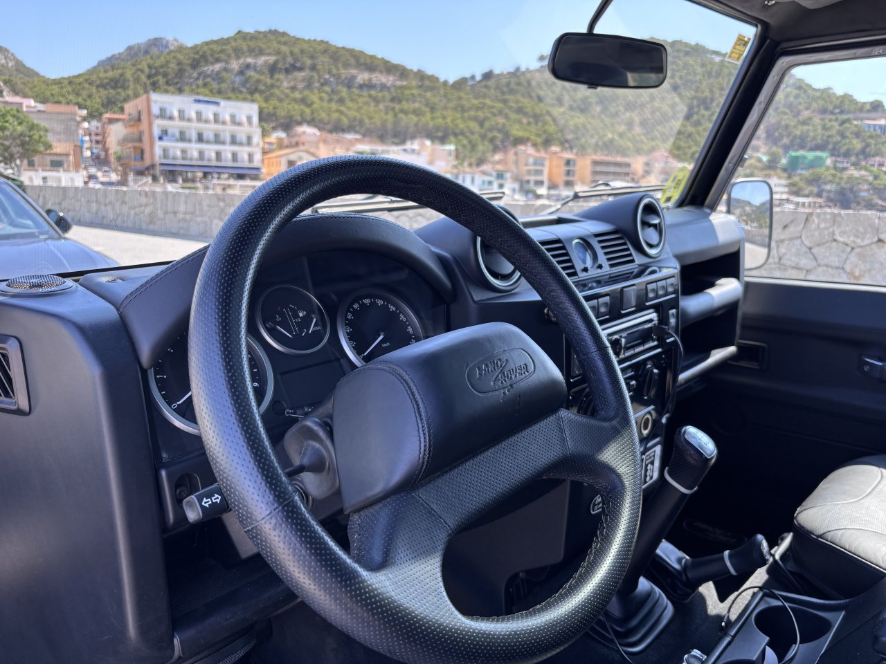 Land Rover Defender 90 Edition 60YRS Adventure TOP ! 48.000KM !