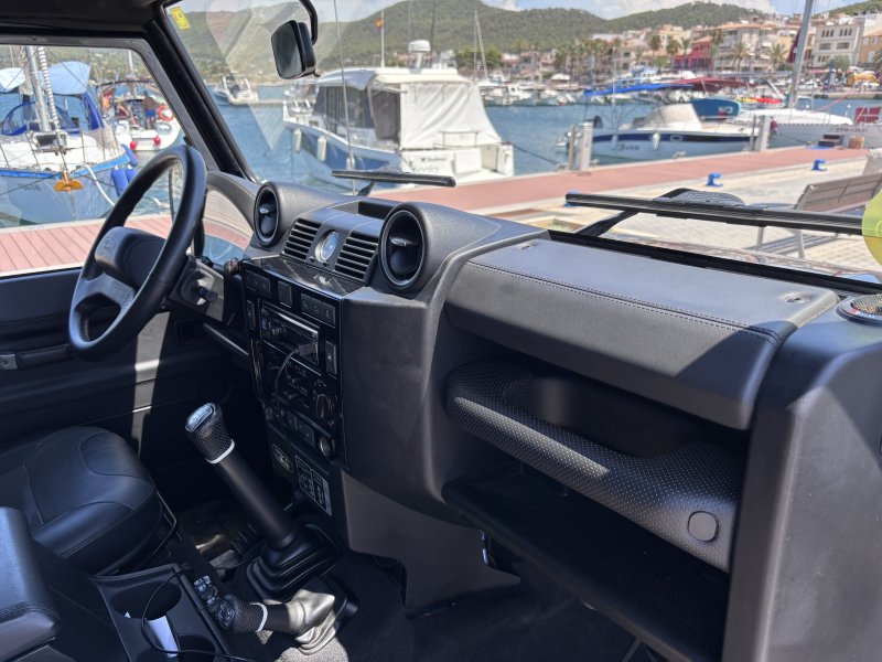 Land Rover Defender 90 Edition 60YRS Adventure TOP ! 48.000KM !