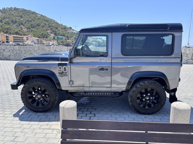 Land Rover Defender 90 Edition 60YRS Adventure TOP ! 48.000KM !