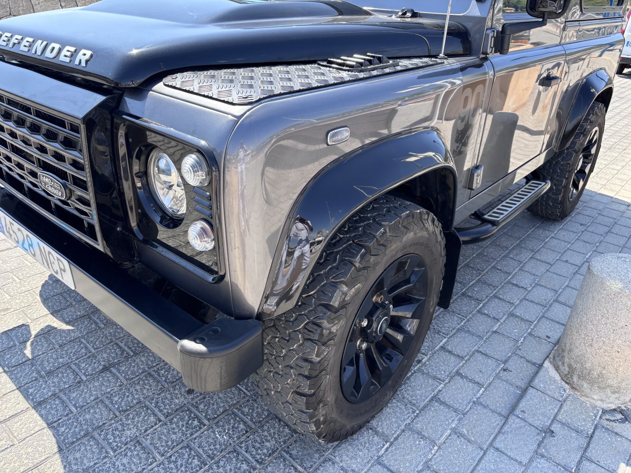 Land Rover Defender 90 Edition 60YRS Adventure TOP ! 48.000KM !