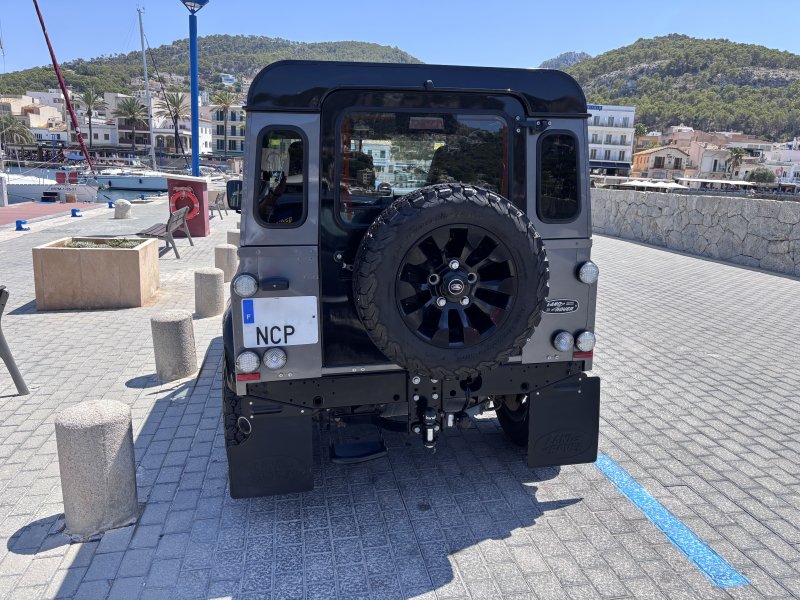 Land Rover Defender 90 Edition 60YRS Adventure TOP ! 48.000KM !
