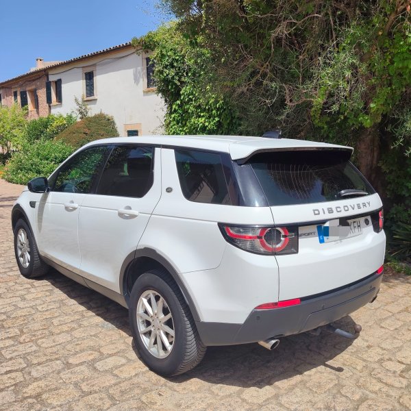 LAND ROVER DISCOVERY SPORT 2.0 TD4 SE