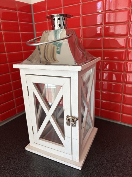 Lanterns and table lights - various