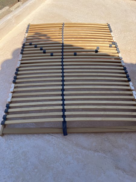 Lattenrost mit 4 Holzfüße zum Anschrauben, 1,40 x 2 m