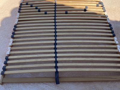 Lattenrost mit 4 Holzfüße zum Anschrauben, 1,40 x 2 m