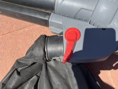 Laubsauger/ -Bläser  Power Plus POWEG9913 220 V