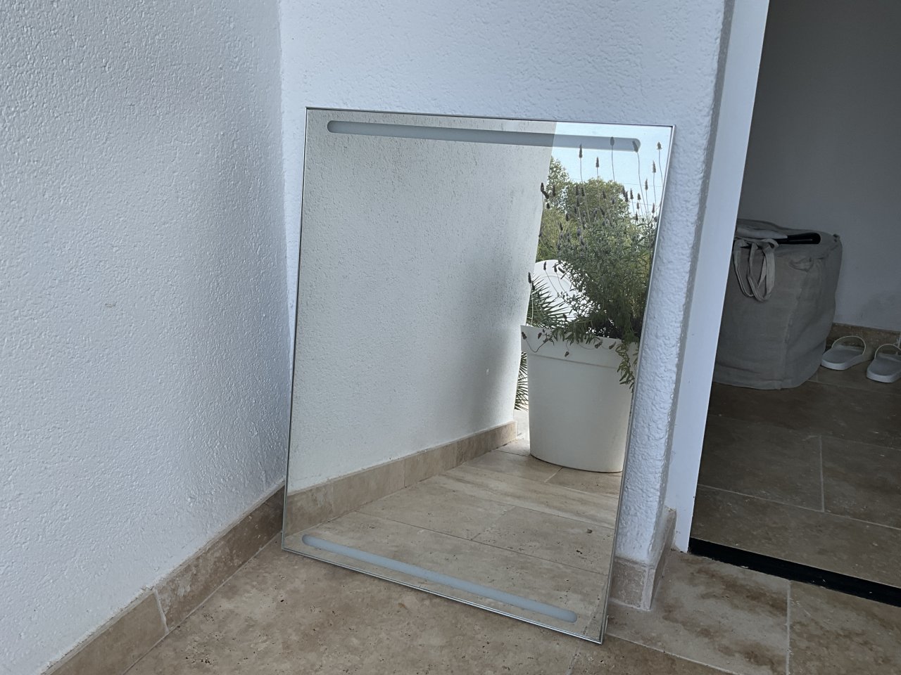 LED Badezimmerspiegel 6080 cm  sehr guter Zustand VHB