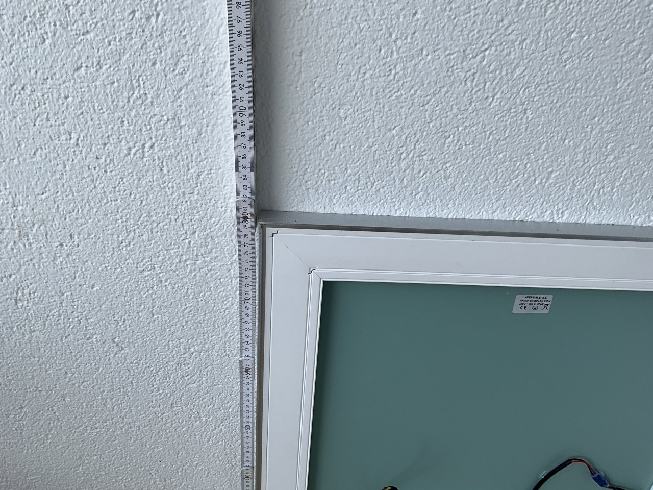 LED Badezimmerspiegel 6080 cm  sehr guter Zustand VHB