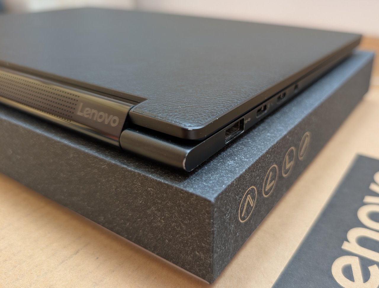 Lenovo Yoga 9i 14" 4K Touch  i7 | 16GB | 1TB SSD | Leder | QWERTZ (Algaida)