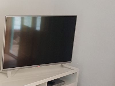 LG 43zoll weiß
