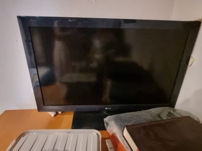 LG Fernseher günstig abzugeben--