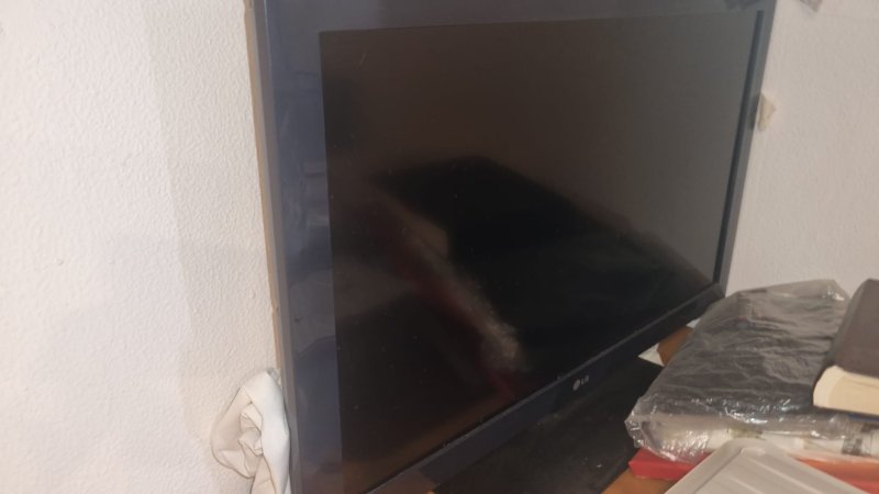 LG Fernseher günstig abzugeben--