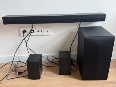 LG Soundbar S60TR 5.1 mit Subwoofer und Rücklautsprechern