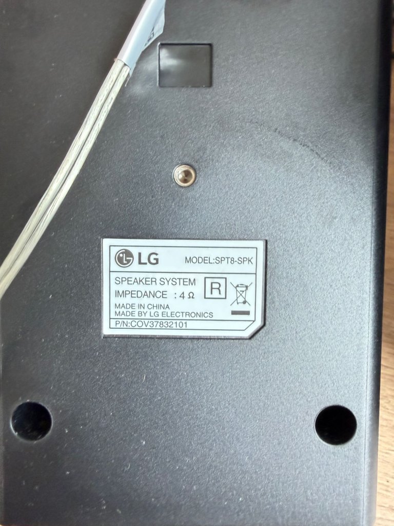 LG Soundbar S60TR 5.1 mit Subwoofer und Rücklautsprechern
