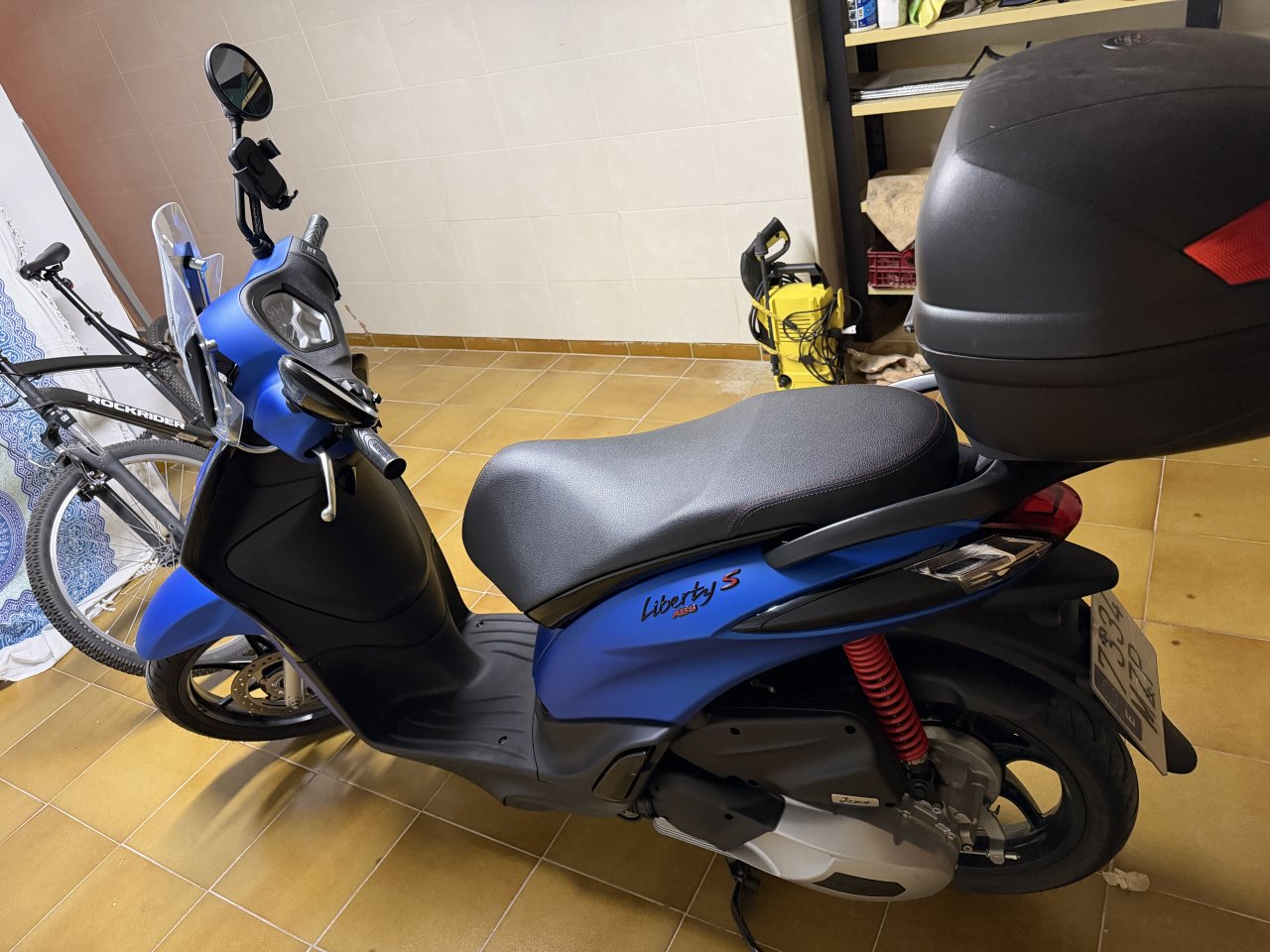 Liberty S 125, 800 km, 2 years warranty