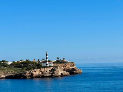 Lichtdurchflutete Wohnung in 1. Meereslinie in Portocolom