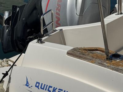 Liegeplatz 8x3 Meter in Arenal, inklusive Boot Quicksilver 635 WA mit AB Mariner 150 zu verkaufen