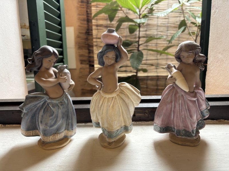 Lladro girls, SET of 3