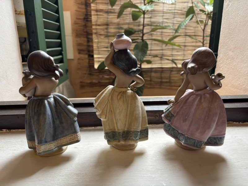 Lladro girls, SET of 3