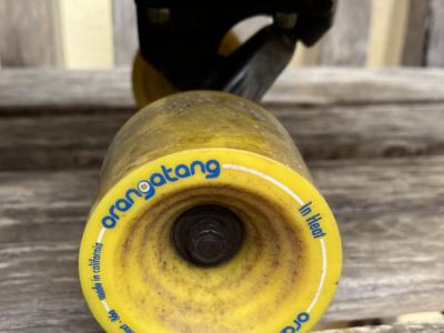 Longboard de la marca Globe (Y es realmente largo en mi opinión)