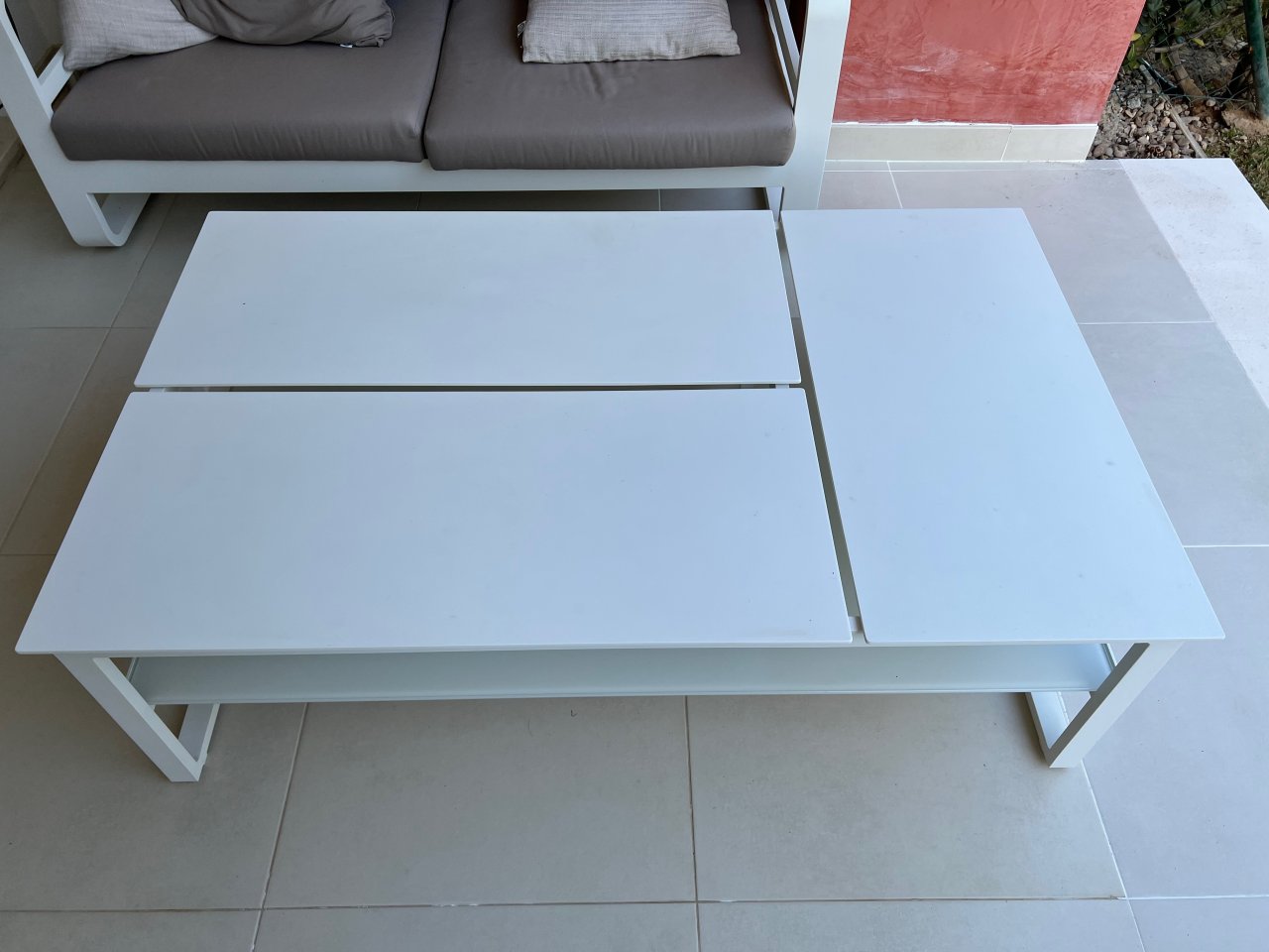 Loungetisch mit 3 höhenverstellbaren Tischplatten-Modulen, Aluminium, weiß, sehr hochwertig