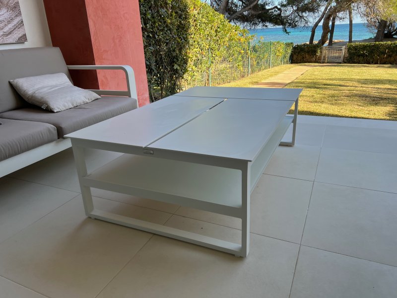 Loungetisch mit 3 höhenverstellbaren Tischplatten-Modulen, Aluminium, weiß, sehr hochwertig