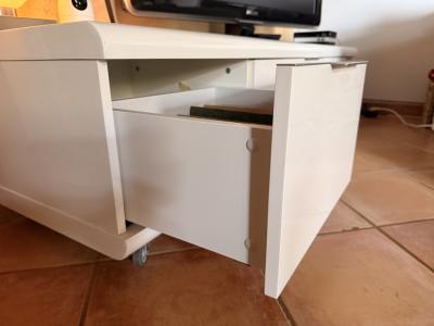 Lowboard blanco (brillo)