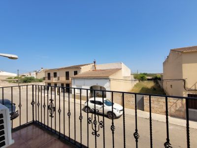 Luftiges Apartment mit Pellet, AC und vielen Terrassen in Ses Salines -- AP 30 LZ
