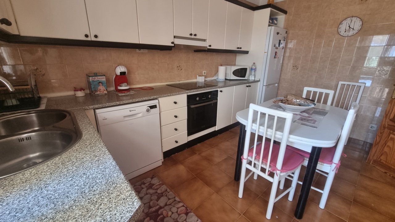 Luftiges Apartment mit Pellet, AC und vielen Terrassen in Ses Salines -- AP 30 LZ