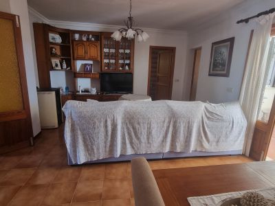 Luftiges Apartment mit Pellet, AC und vielen Terrassen in Ses Salines -- AP 30 LZ