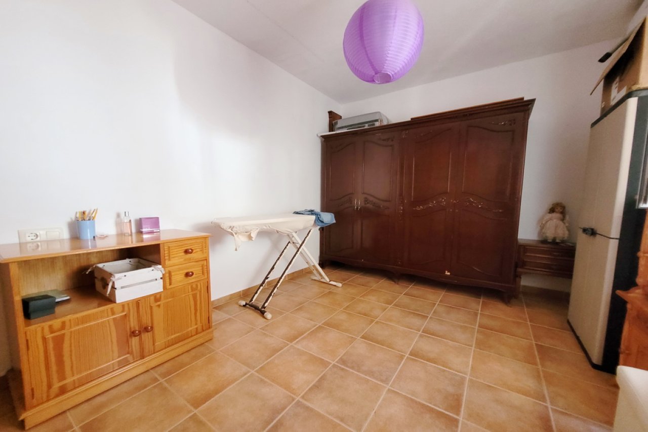 Luftiges Apartment mit Pellet, AC und vielen Terrassen in Ses Salines -- AP 30 LZ