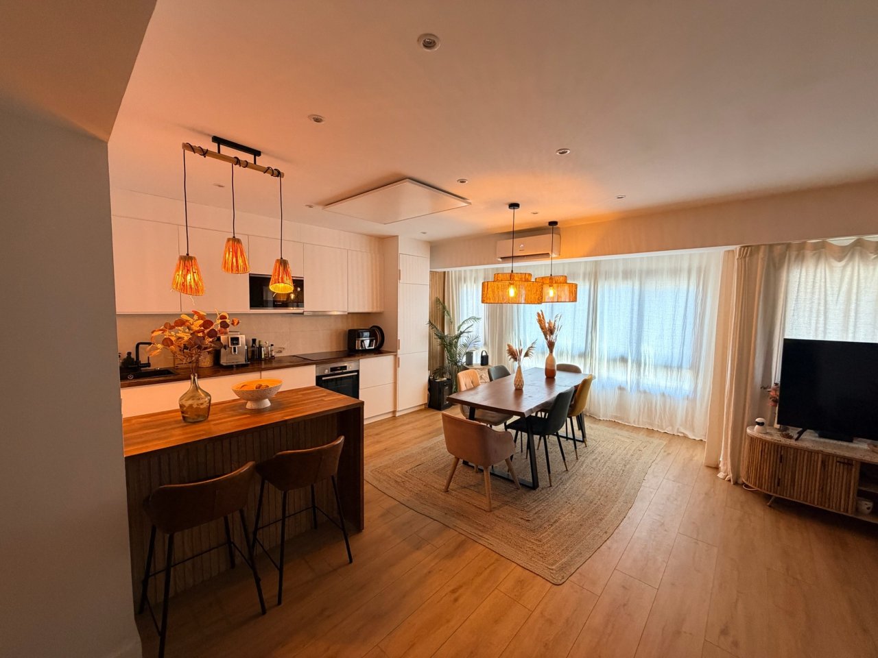 Luxuriös renovierte Wohnung in Bestlage von Palma  Sofort bezugsfertig