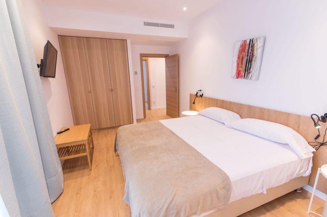 Luxuriöse Neubau-Villa zur temporären Miete in Santa Ponsa