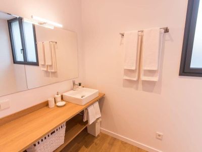 Luxuriöse Neubau-Villa zur temporären Miete in Santa Ponsa