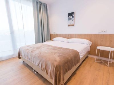 Luxuriöse Neubau-Villa zur temporären Miete in Santa Ponsa