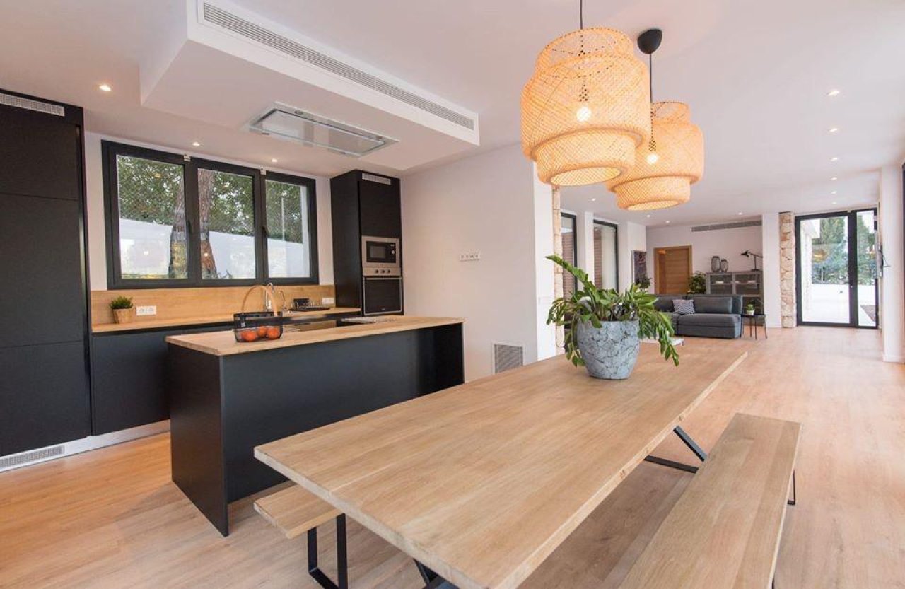 Luxuriöse Neubau-Villa zur temporären Miete in Santa Ponsa