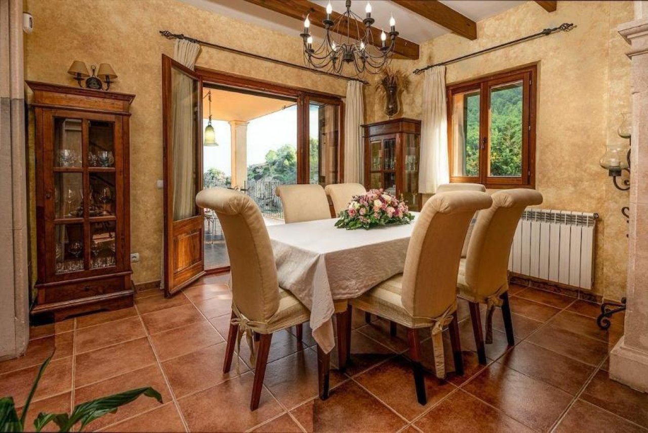 Luxus-Chalet in Deià mit Pool