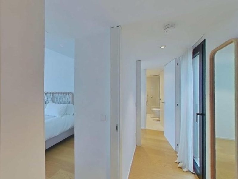 Luxury penthouse on the seafront promenade