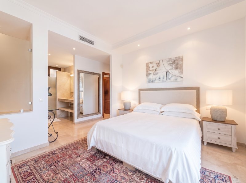 Villa de lujo en Costa D'en Blanes: Vistas panorámicas, piscina infinita y Spa