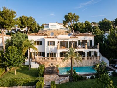 Villa de lujo en Costa D'en Blanes: Vistas panorámicas, piscina infinita y Spa
