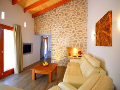 M2F5111 Finca mit Pool bei Capdepara; max. 3 Personen