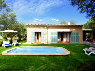 M2F5111 Finca mit Pool bei Capdepara; max. 3 Personen