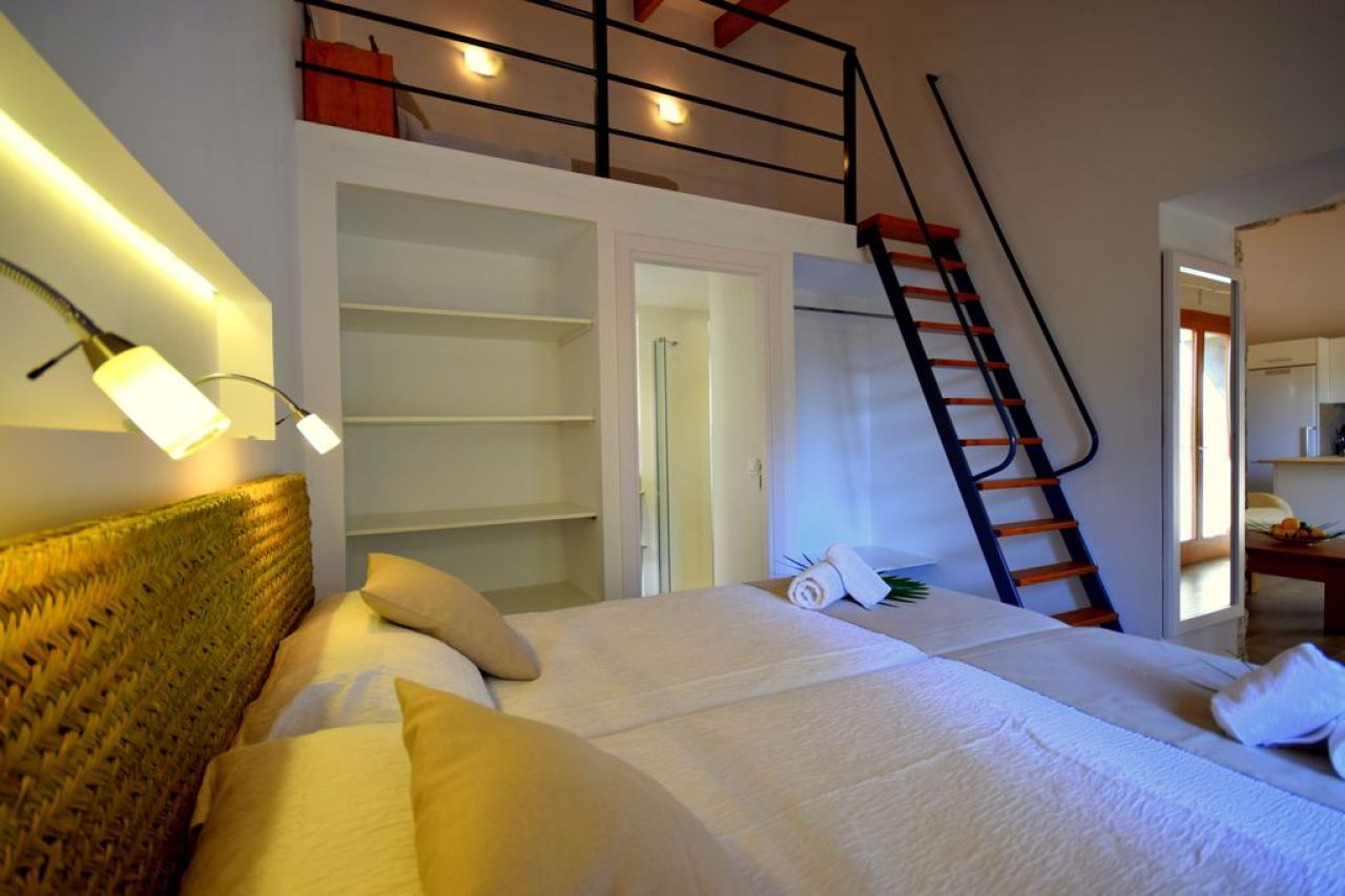 M2F5111 Finca mit Pool bei Capdepara; max. 3 Personen