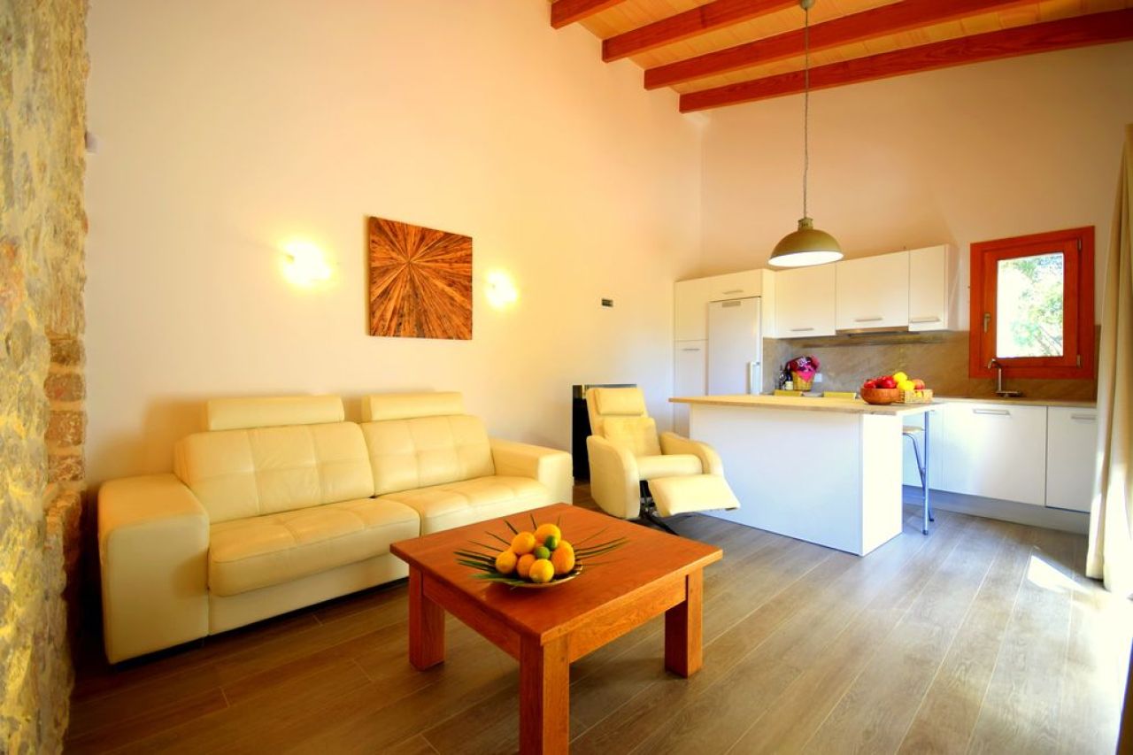 M2F5111 Finca mit Pool bei Capdepara; max. 3 Personen