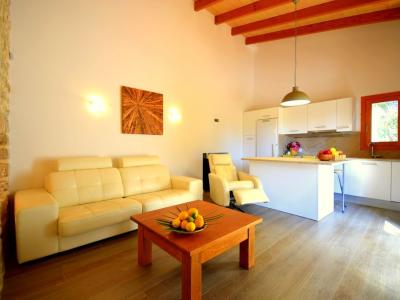 M2F5111 Finca mit Pool bei Capdepara; max. 3 Personen