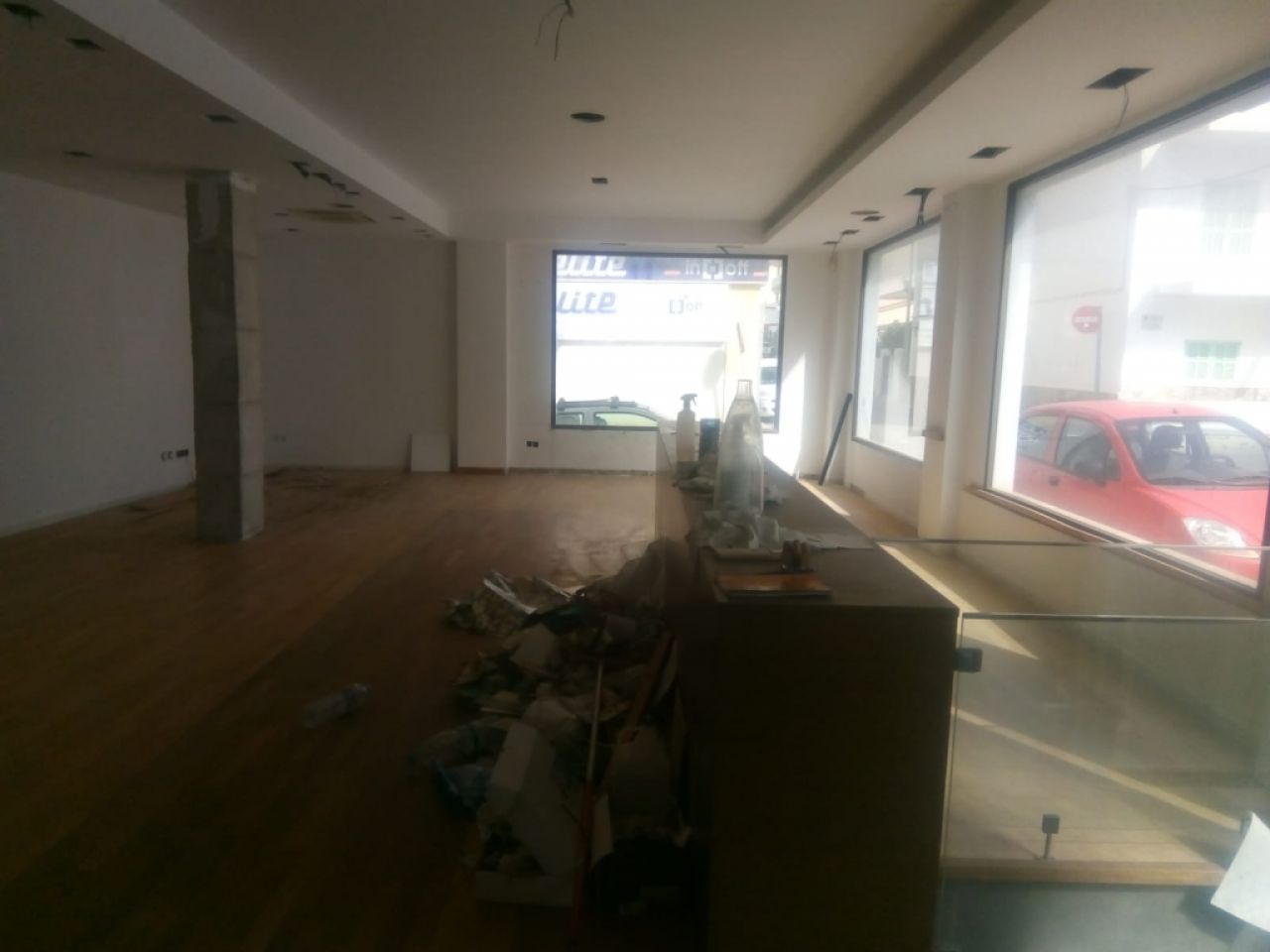 M2GVK5160 Shop in Cala Ratjada for sale